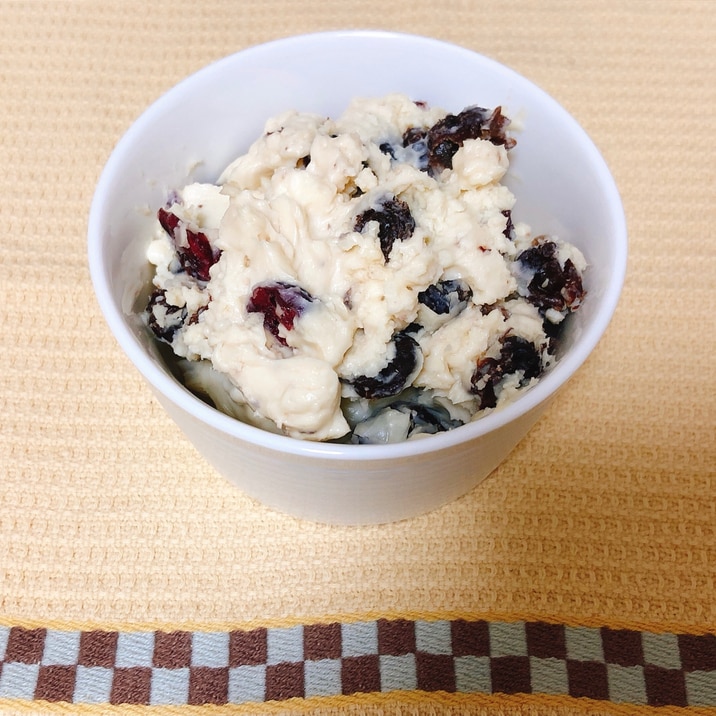 万能!ラムレーズンチーズクリーム